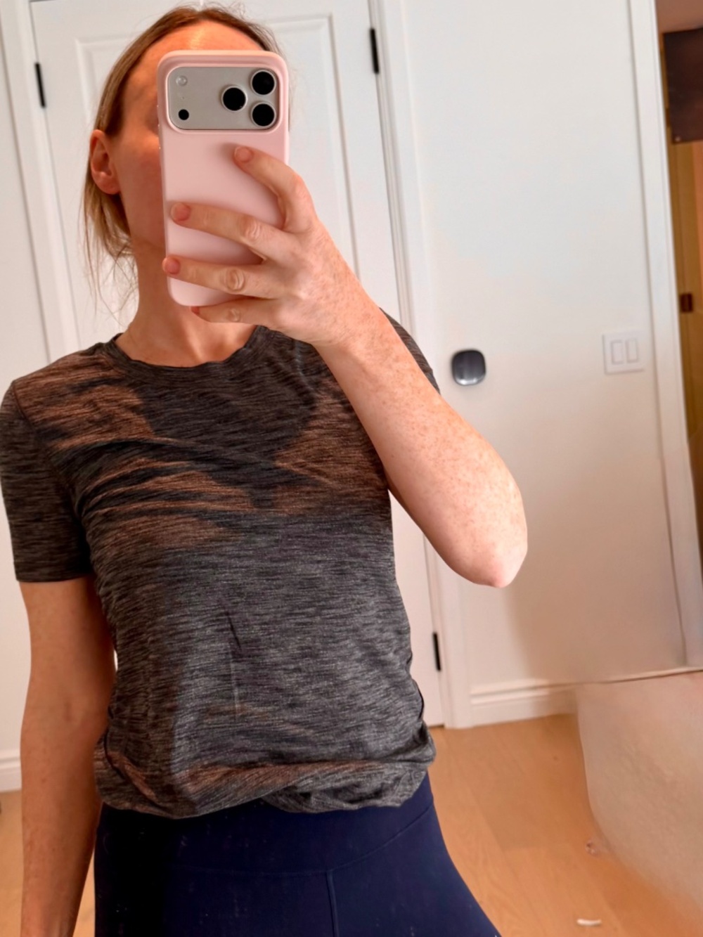 Lululemon t shirt